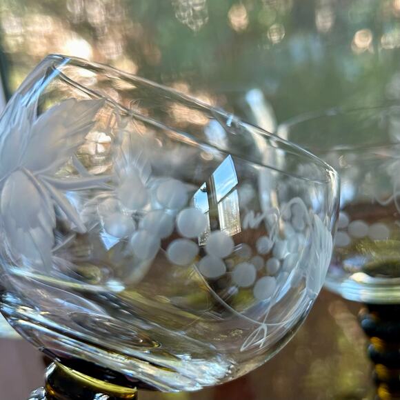Vintage Roemer Rhine Wine Glasses, Engraved Grapevine, Olive Green Stem set of 4 - Picture 4 of 10